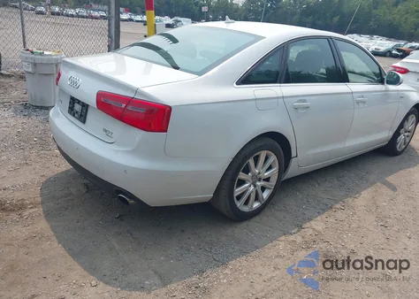 2014 Audi A6 3.0T Premium Plus z USA, uszkodzony, nr VIN WAUFGAFC6EN085687